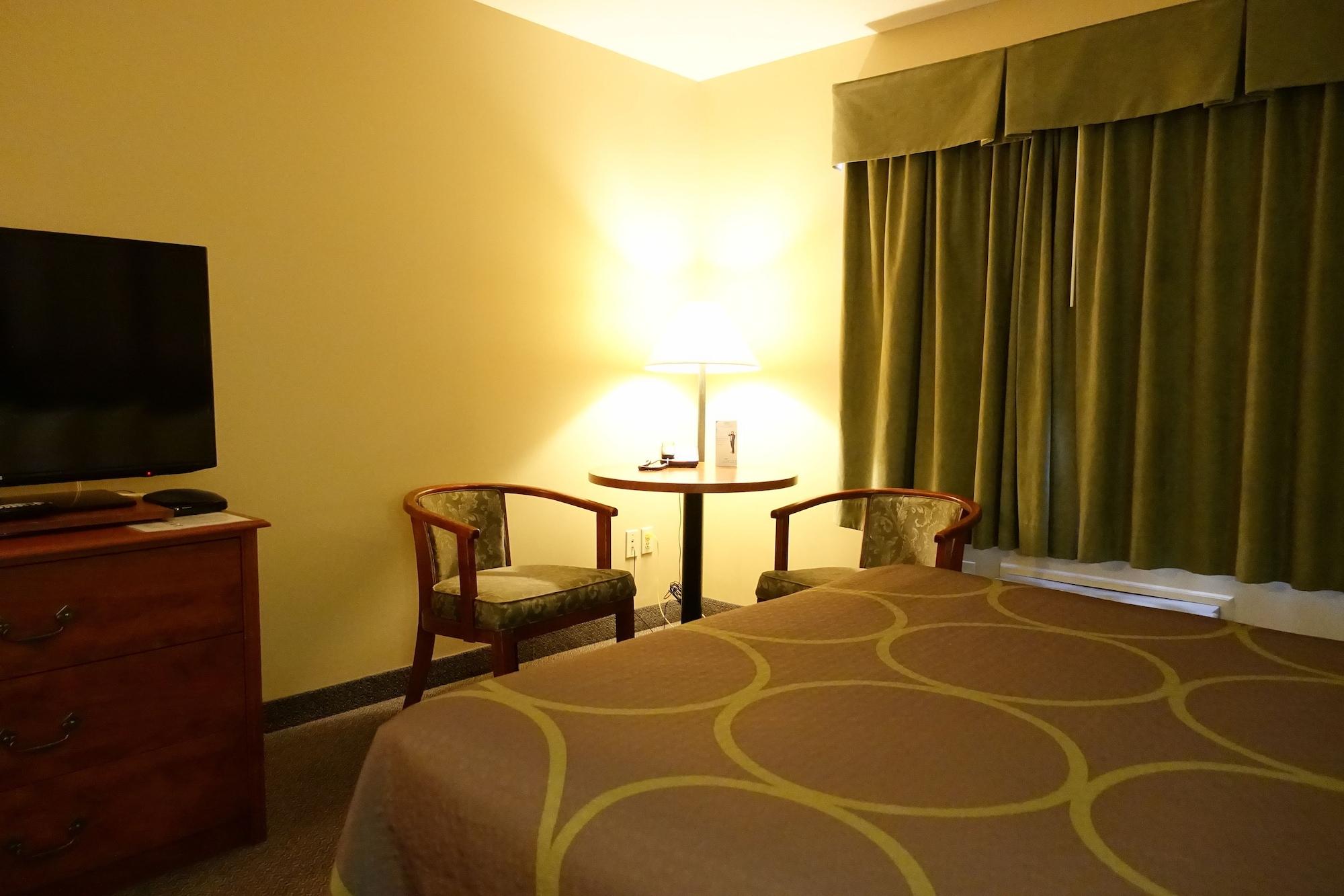 Super 8 By Wyndham Sault Ste Marie On Hotel Exterior foto