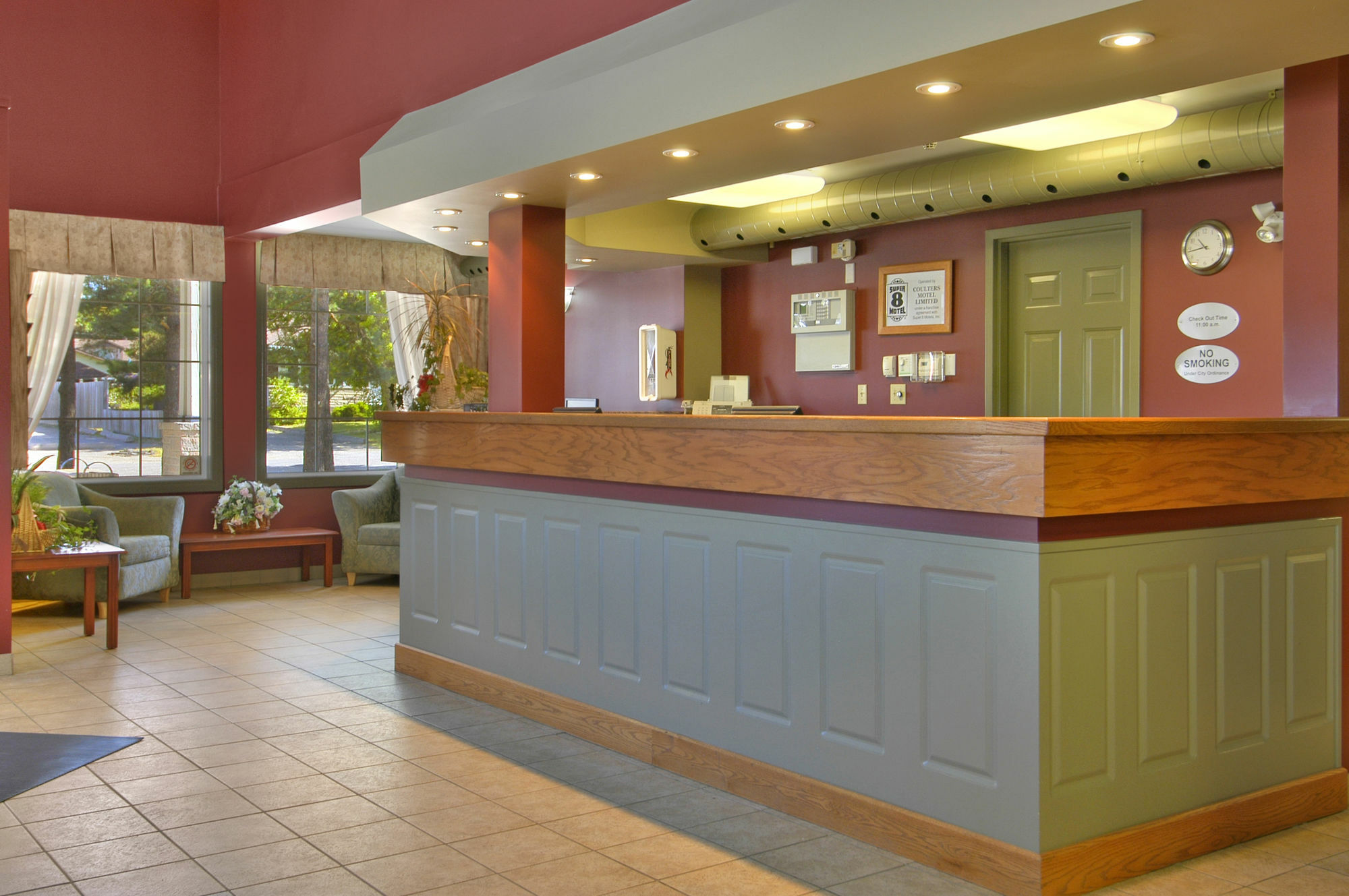 Super 8 By Wyndham Sault Ste Marie On Hotel Exterior foto